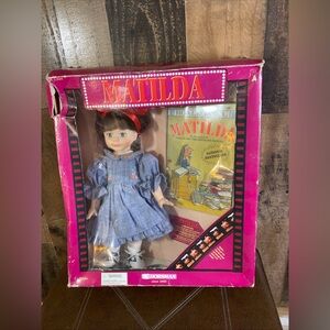 Matilda Doll By Horsman 1996 With Roald Dahl's book Matilda Vintage Damage Box